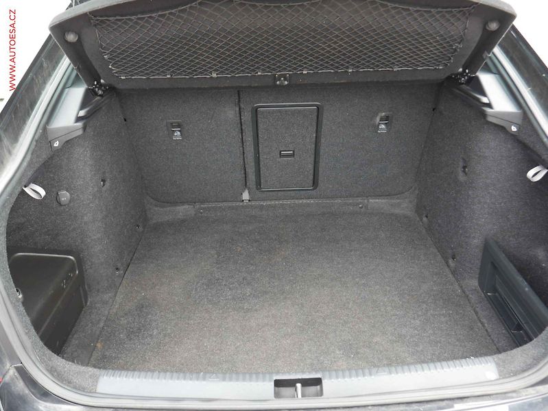 Škoda Octavia (2017) 2.0 TDi, RS, LED - fotka 7 z 18