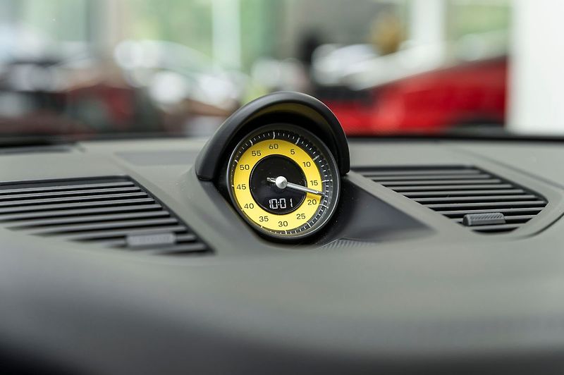 Porsche 911 Carrera GTS Cabriolet/BOSE/PAS - fotka 19 z 23