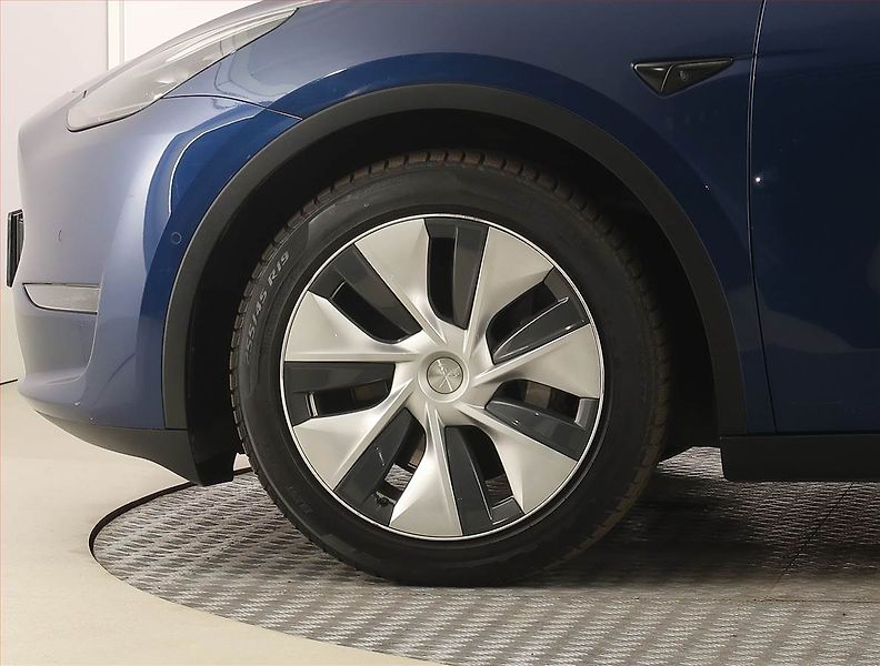 Tesla Model Y (2022) Long Range AWD 79kWh, SoH 91% - fotka 14 z 33