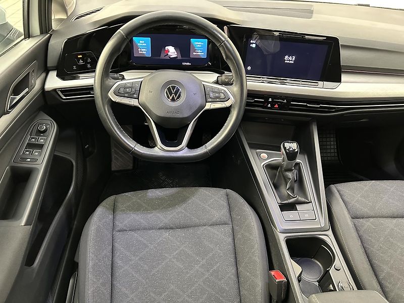 Volkswagen Golf 1.5 TSi Life - fotka 5 z 24
