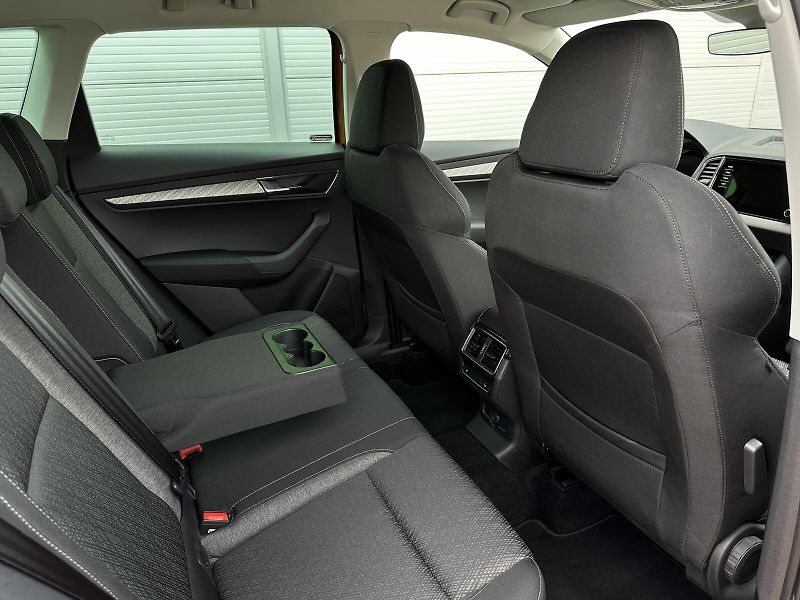 Škoda Karoq 1.5TSi Top & Selection 150PS L - fotka 39 z 43