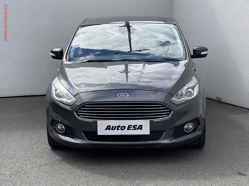 Ford S-MAX (2016) 2.0 TDCi, AC, bixen, navi - fotka 2 z 19
