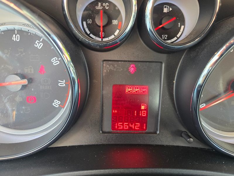 Opel Meriva (2012) 1.4 i Top Stav,Serviska - fotka 9 z 26