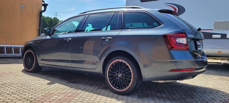 Škoda Octavia (2018) 2,0TDi 110kW DSG 4×4 „CLEVER“ - fotka 7 z 37