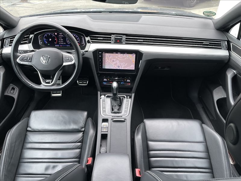 Volkswagen Passat 2,0 TDI 4MOT DSG RLine  Varian - fotka 6 z 24