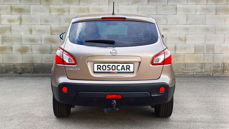 Nissan Qashqai QASHQAI 1.6 86kW-1.maj-ČR-TOP - fotka 6 z 25