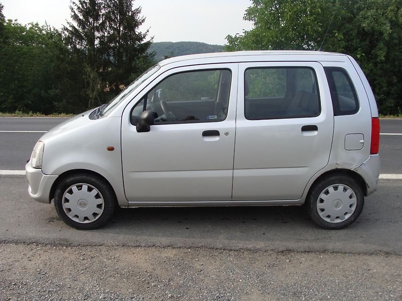 Opel Agila 1.0i, 44 kW,111tkm!!,nová STK - fotka 2 z 23