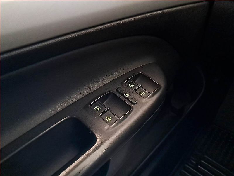 Škoda Octavia (2007) RS 2.0 TFSI, Tempomat - fotka 15 z 15