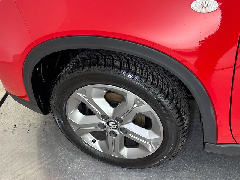 Suzuki Vitara SUV - fotka 27 z 30
