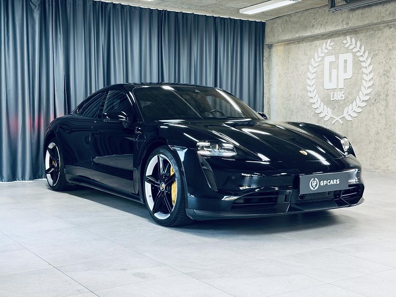 Porsche Taycan (2020) Turbo S*KERAMIKY*CARBON*BURME* - fotka 1 z 35