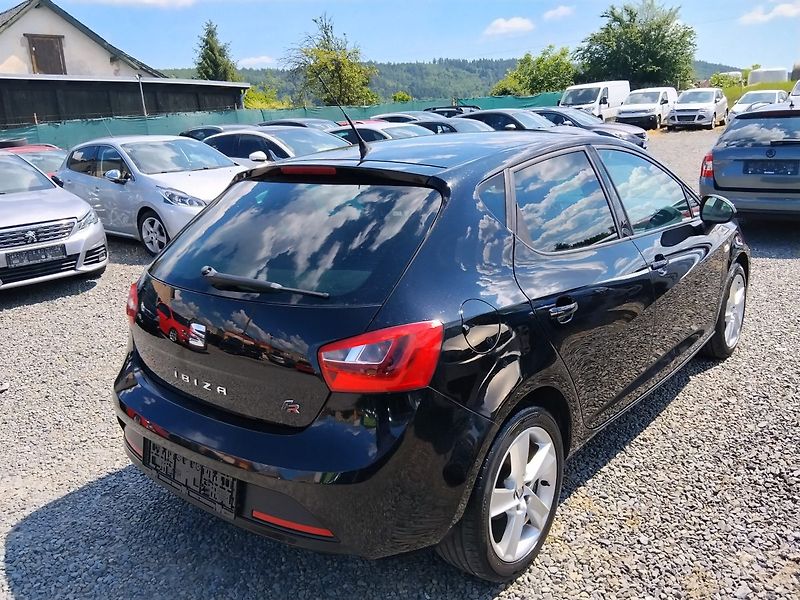 Seat Ibiza (2015) - fotka 16 z 25