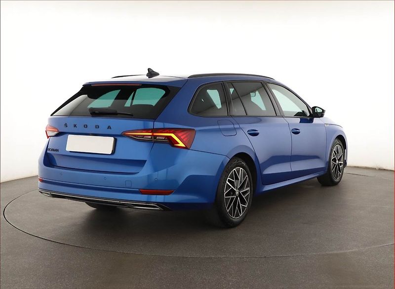 Škoda Octavia (2023) 2.0 TDI - fotka 5 z 18