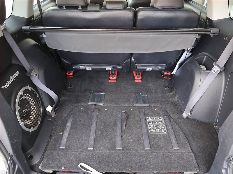 Mitsubishi Outlander (2010) 2.2 DI-D, 4X4, Automat - fotka 14 z 21