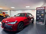 Alfa Romeo Giulia (2026) 2.0T 280k AT8 ZF Q4 4x4 Intens - náhled 2