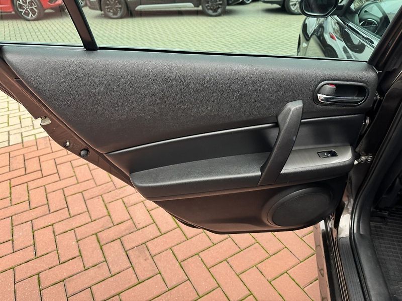 Mazda 6 (2012) 2.0i Sportsline Xenony Bose - fotka 23 z 50
