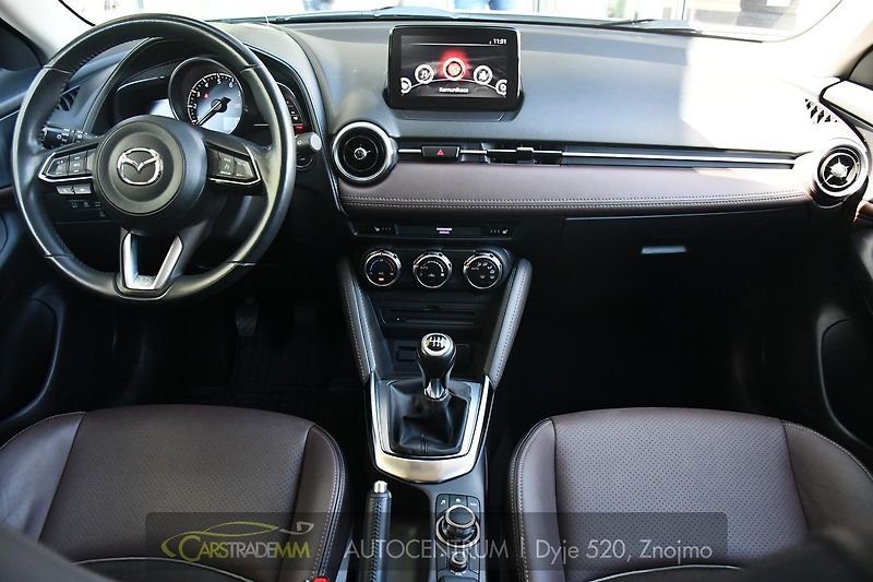 Mazda CX-3 2.0 G120 TAKUMI HUD - fotka 20 z 54