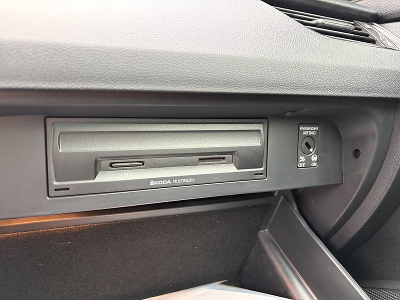 Škoda Octavia (2019) 4x4/1.6TDi/SERVIS ŠKODA/ - fotka 16 z 23