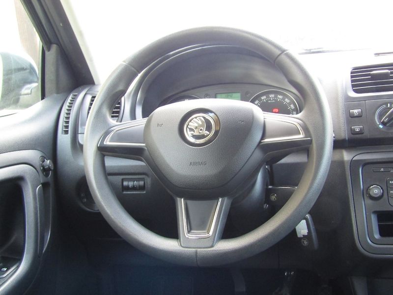 Škoda Fabia (2014) 1.4 16V 63kW TOP QUALITY - fotka 16 z 37