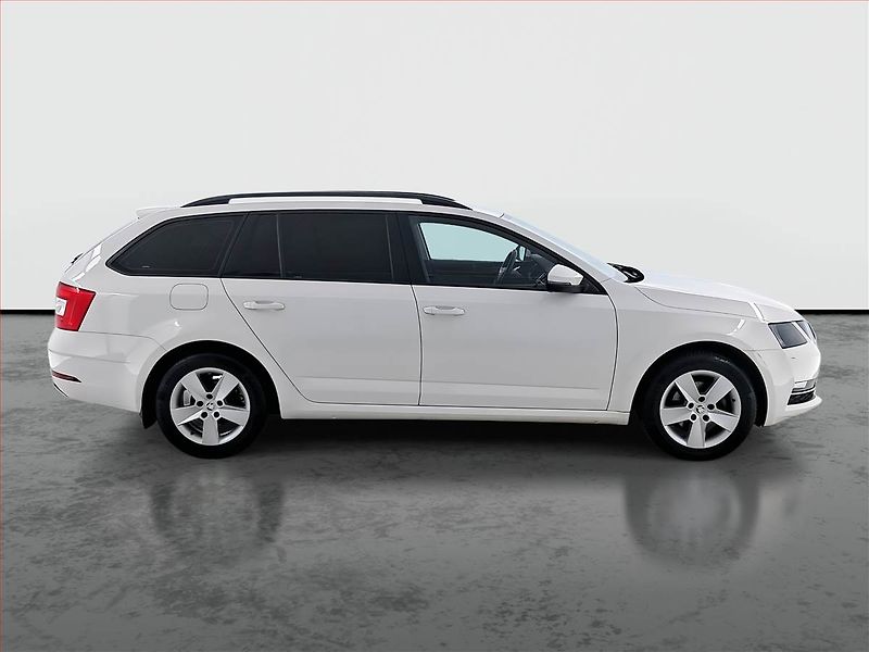 Škoda Octavia (2019) Style 2.0 TDI, Serv.kniha - fotka 6 z 18