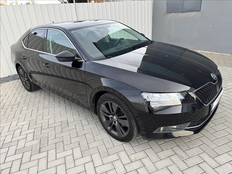 Škoda Superb 1,6 TDI Navi TZ park. kamera - fotka 7 z 50