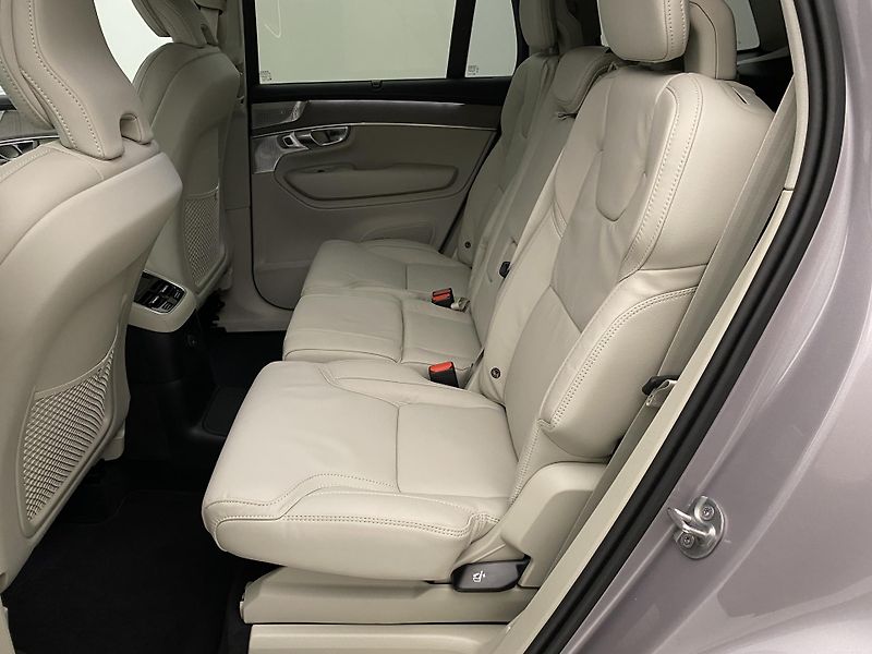 Volvo XC90 (2025) T8 AWD RECHARGE BRIGHT PLUS 7m - fotka 6 z 75