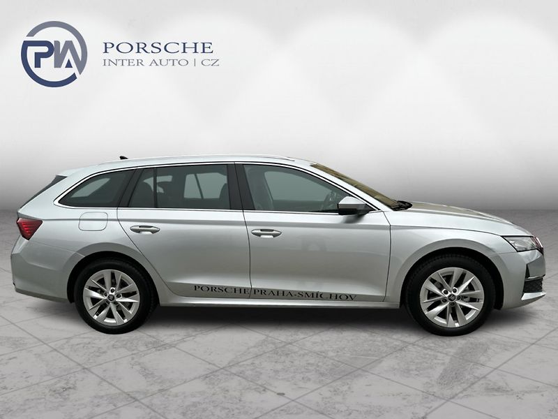 Škoda Octavia IV FL Combi Top Selection 2.0 - fotka 7 z 24