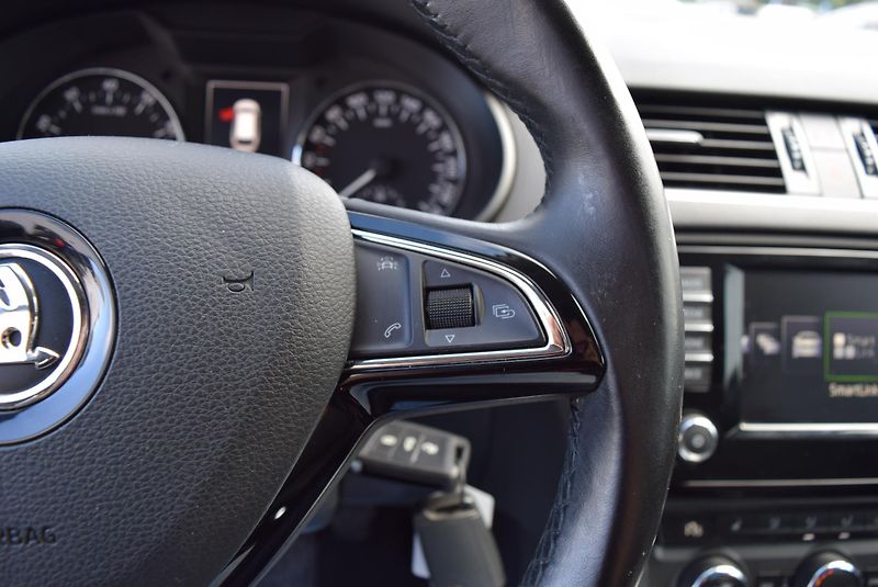 Škoda Octavia (2017) 1.4TSI 110kwSTYLE XEN TAŽ NAVI - fotka 27 z 45