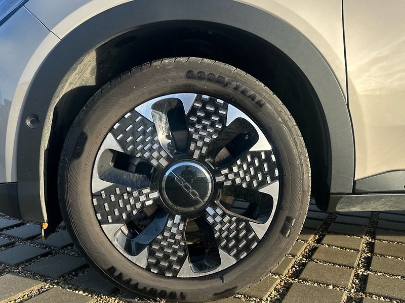 Fiat 600 (2025) La Prima Turbo 1,2 (136k) - fotka 12 z 26