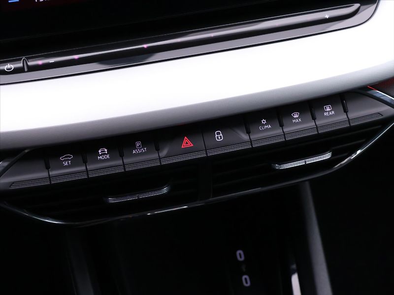 Škoda Octavia 2,0 TDI 110kW DSG Style DPH CZ - fotka 20 z 28