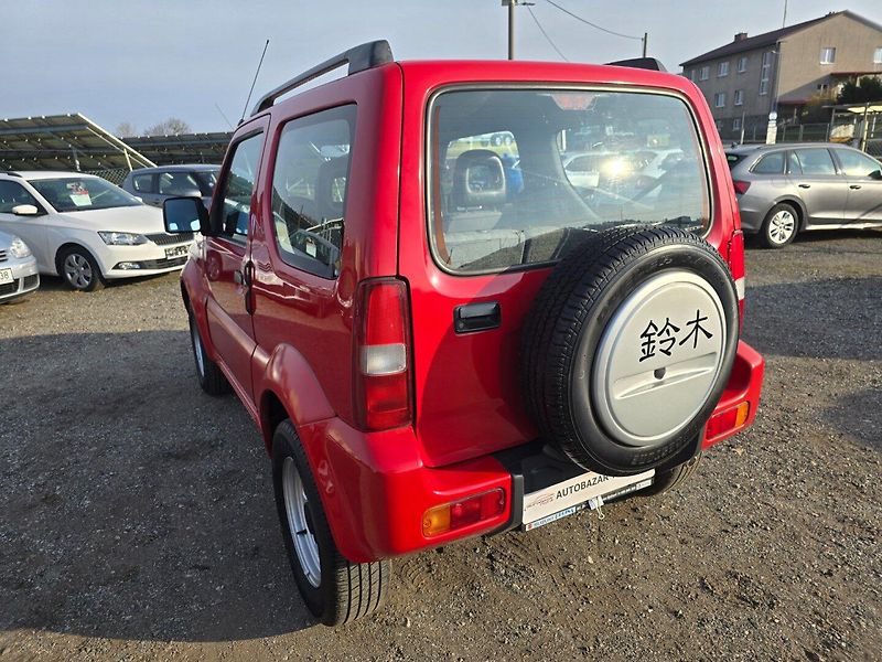 Suzuki Jimny (2006) 1.3 62KW 4x4 2006 - fotka 5 z 20