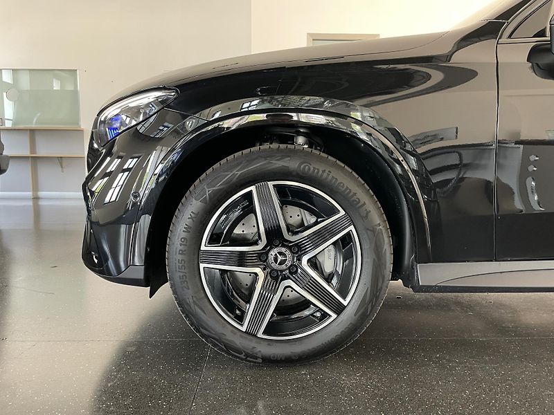 Mercedes-Benz GLC 200d 4Matic - fotka 8 z 33