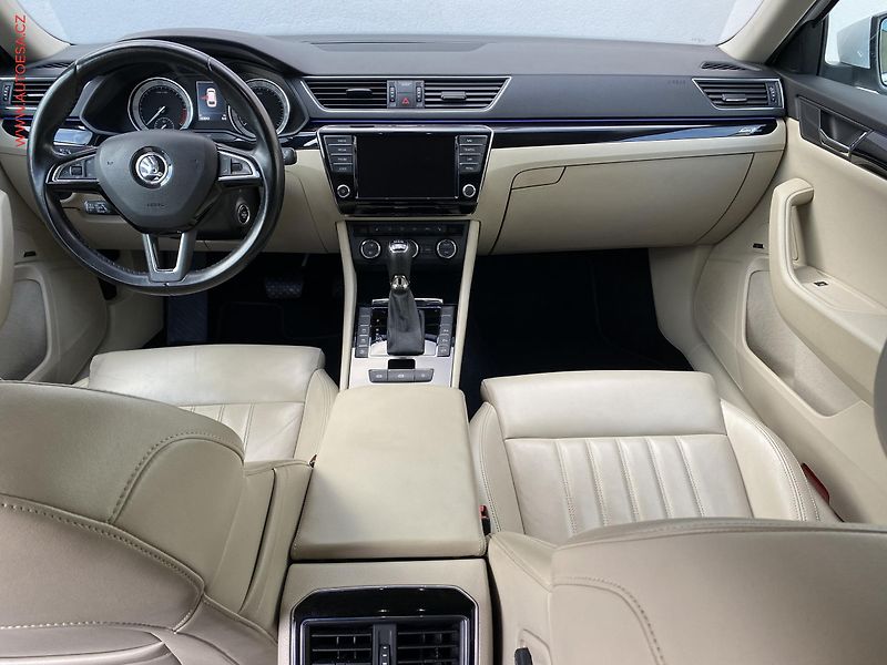 Škoda Superb (2016) 2.0 TDi 4x4, ČR, Style, DSG - fotka 8 z 21