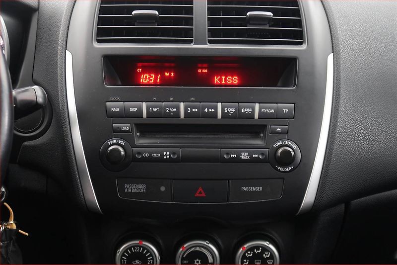 Mitsubishi ASX (2010) 1.8 DI-D MIVEC, Xenony - fotka 12 z 18