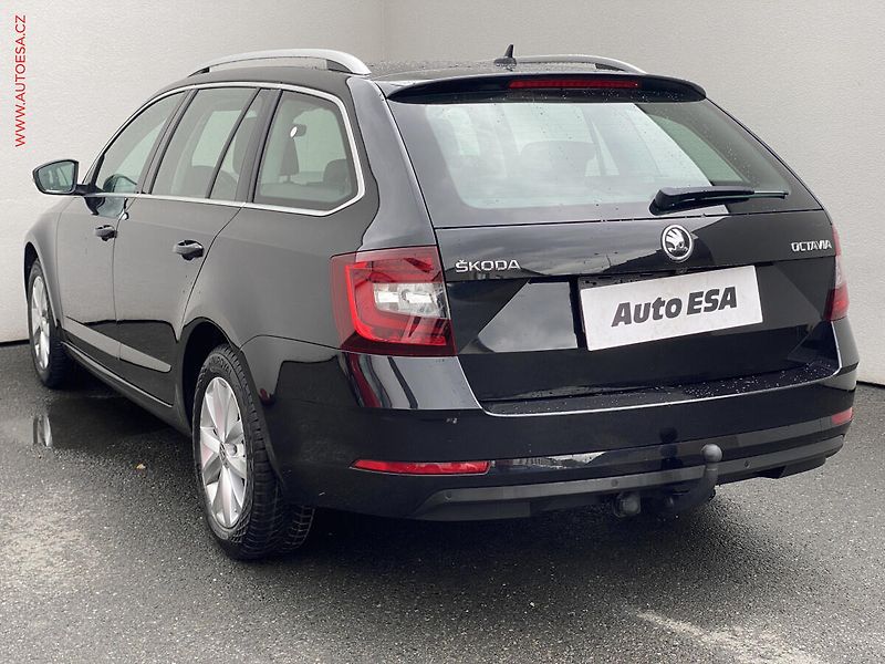Škoda Octavia (2019) 1.6 TDi, Style, DSG, navi - fotka 6 z 18