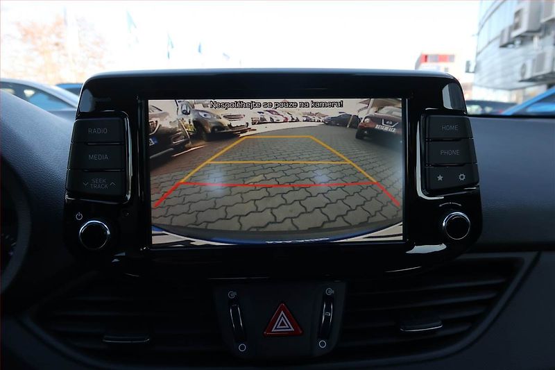Hyundai i30 (2019) 1.4 T-GDI - fotka 17 z 17