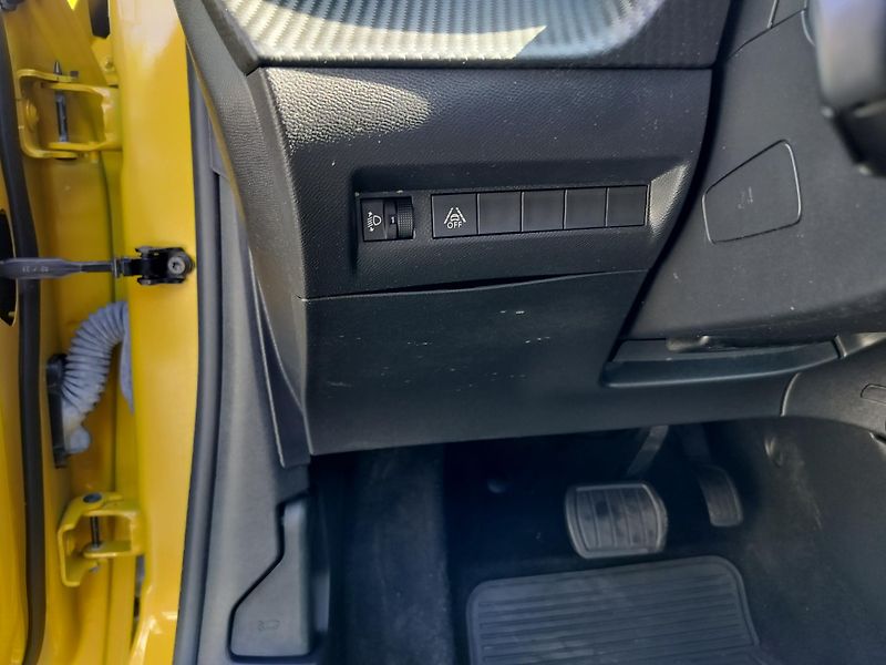 Peugeot 208 e - fotka 9 z 22