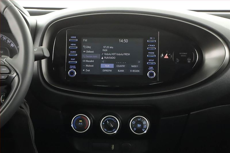 Toyota Aygo (2023) 1.0, Automat, ČR,1.maj - fotka 12 z 14