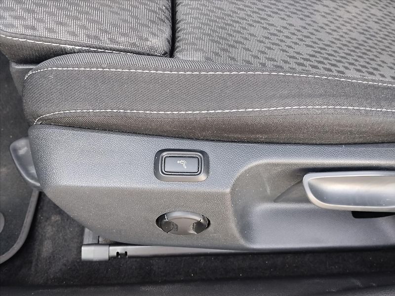 Škoda Octavia 2,0   2.0TDI 110Kw DSG Tažné - fotka 19 z 32