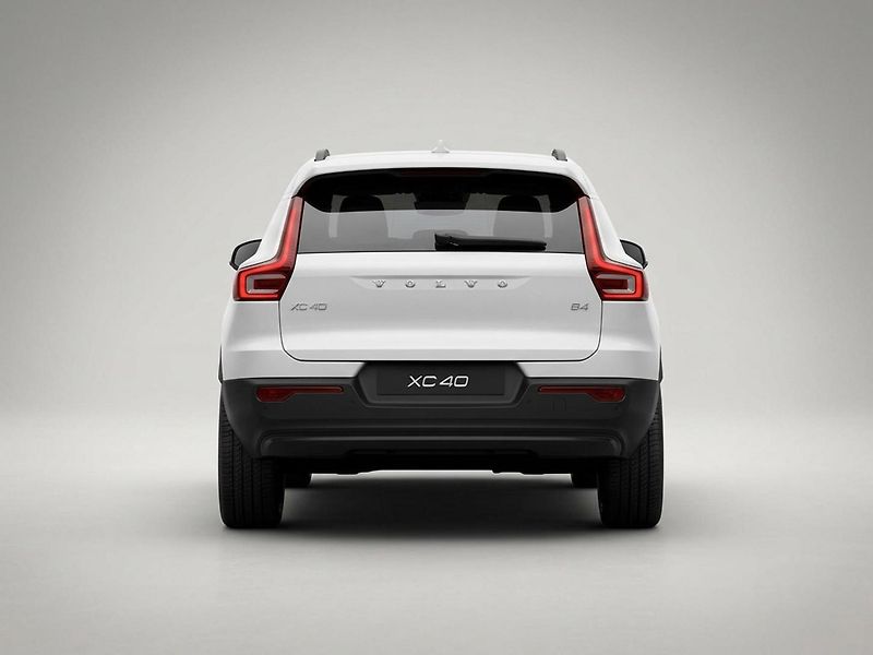 Volvo XC40 (2026) B4 ULTRA BLACK EDITION - fotka 4 z 16