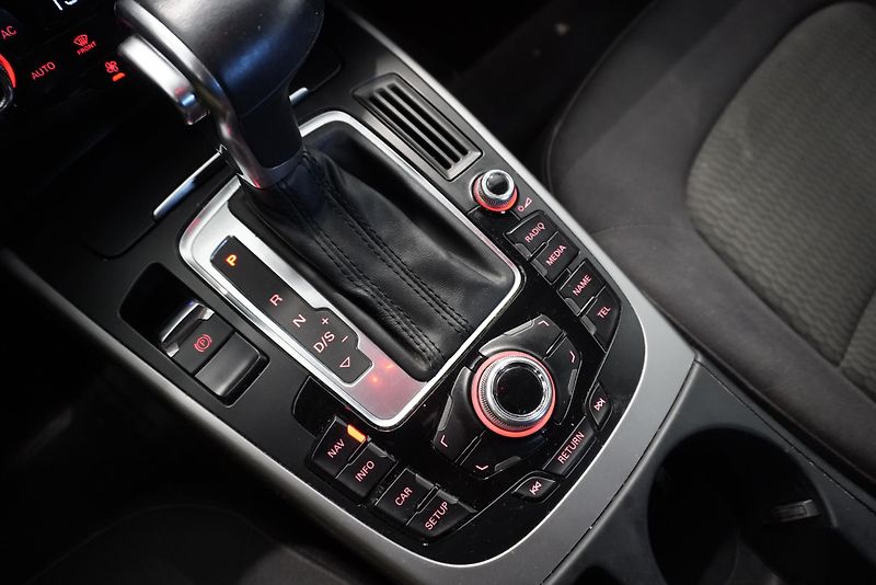 Audi A5 1.8TFSi-125 kW NOVÝ TYP MOTORU - fotka 11 z 20