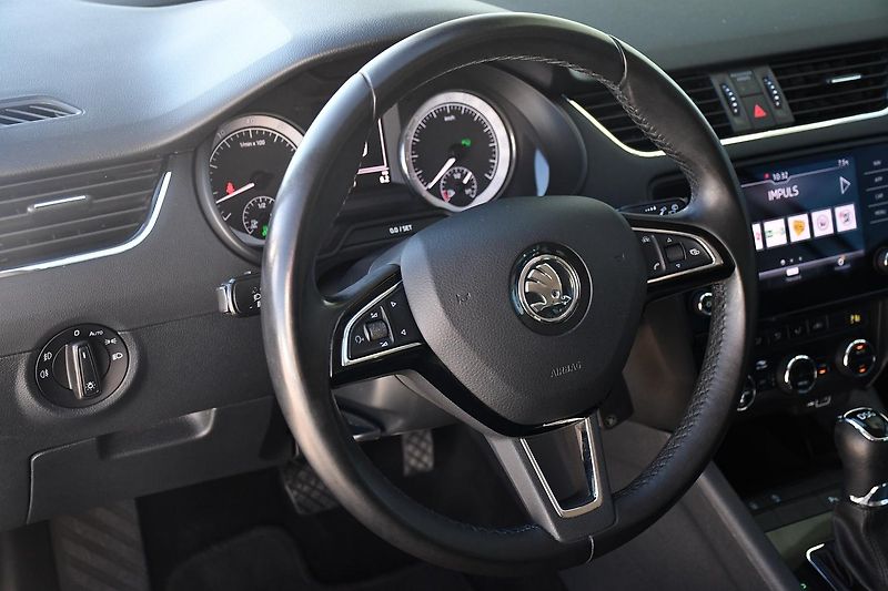 Škoda Octavia 1.4G-TEC LED DSG NAVI PDC - fotka 16 z 35