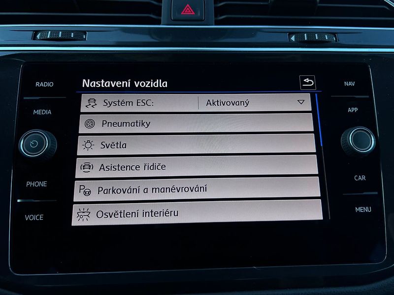 Volkswagen Tiguan TDI-IQ-DRIVE-TAŽNÉ.Z - fotka 39 z 49
