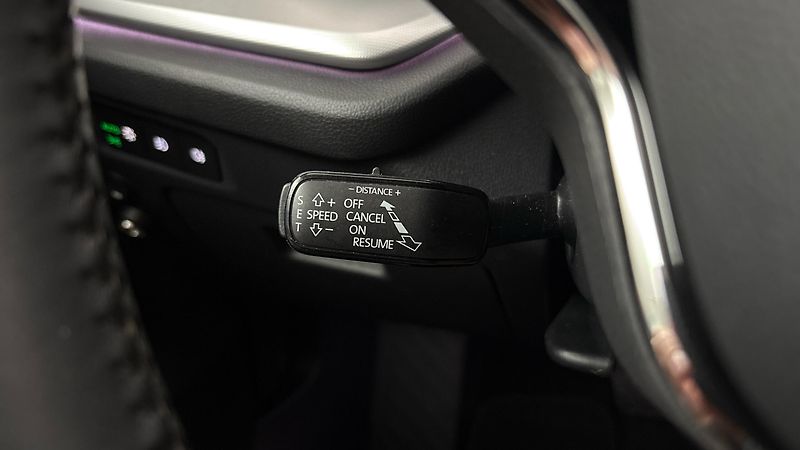 Škoda Octavia 2.0 TDI DSG Style Combi - fotka 14 z 27
