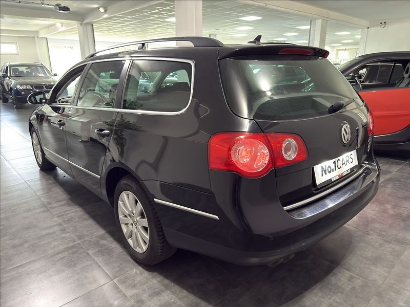 Volkswagen Passat 2,0   TDI 103KW BEZ KOROZE TOP - fotka 4 z 40
