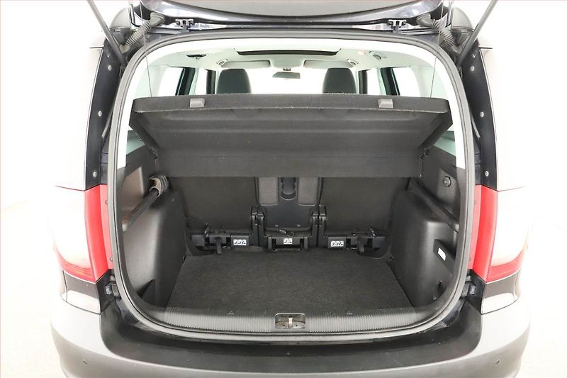 Škoda Yeti (2012) 1.2 TSI, Automat, Xenony - fotka 15 z 16