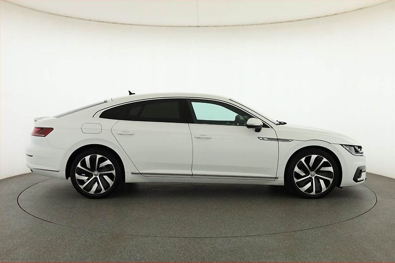 Volkswagen Arteon (2019) R-line 2.0 TDI - fotka 6 z 20