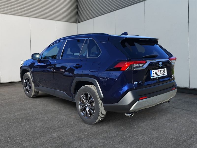 Toyota RAV4 2,5 Hybrid Comfort 4WD AT - fotka 5 z 11