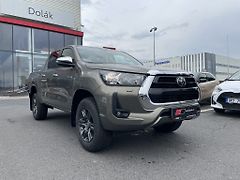 Toyota Hilux 2.8D 6AT Active - fotografie inzerátu