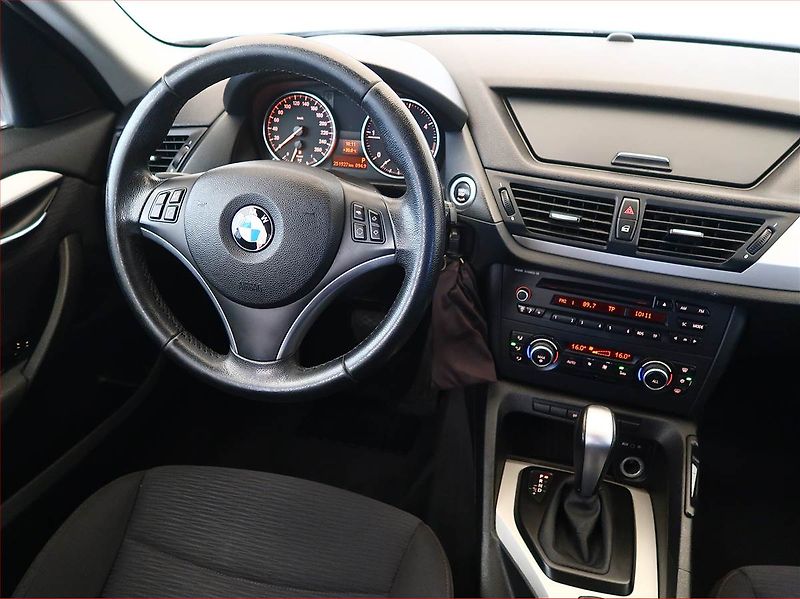 BMW X1 (2012) xDrive18d, 4X4, Automat - fotka 7 z 16
