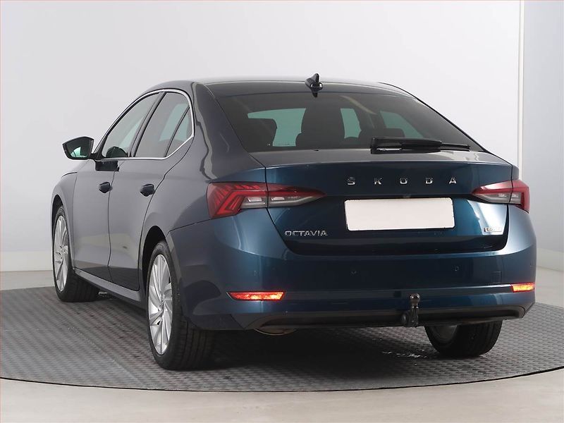 Škoda Octavia (2021) Style 1.5 TSI e-tec - fotka 4 z 18